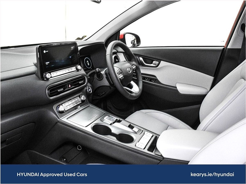 2023 Hyundai Kona EV Premium 64 kWh