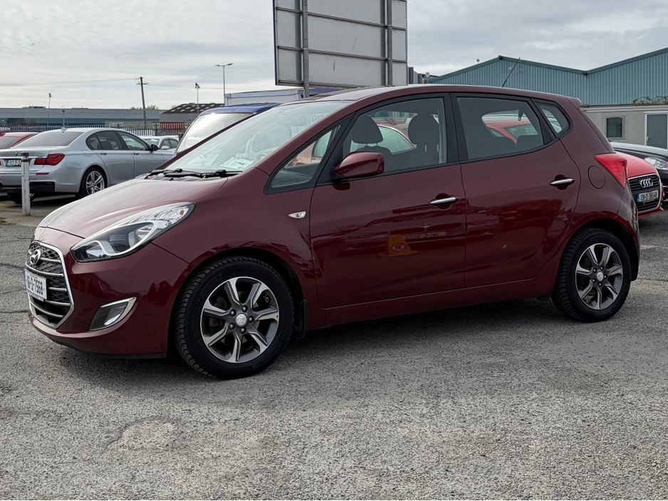 2016 Hyundai ix20 - image 3