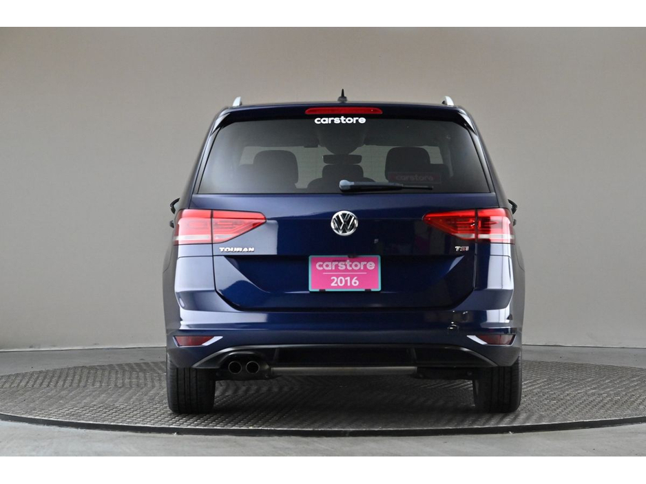 2016 Volkswagen Touran - image 8