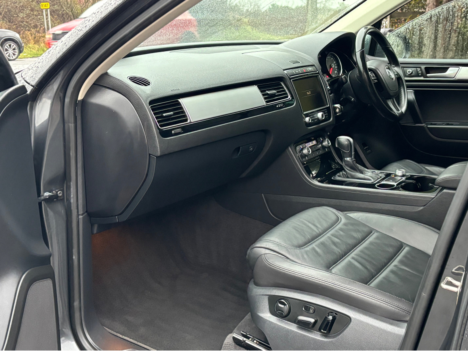 2015 Volkswagen Touareg FL 3.0 TDI 204BHP 5DR AU 240HP AUTO €17,999