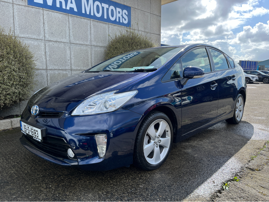 2015 Toyota Prius - image 5