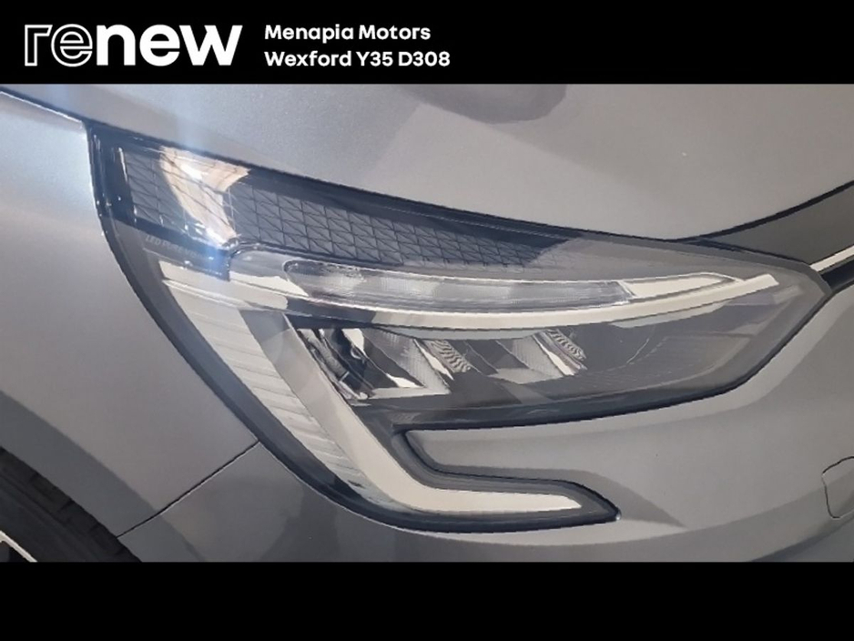 2023 Renault Clio TCe 90 DFull Evolution €15,595