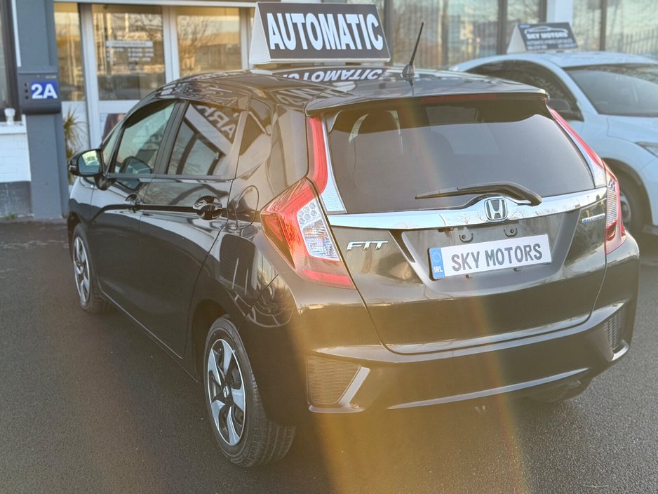 2016 Honda Fit  €11,450