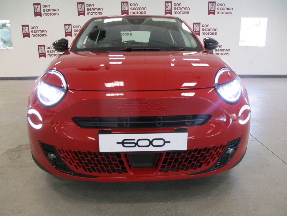 2026 Fiat 600 1.2 100hp Hybrid Auto eDCT 6 €29,495
