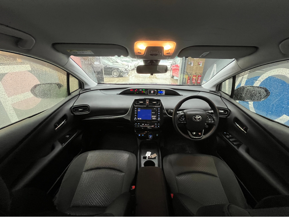 2022 Toyota Prius €21950 2022 TOYOTA PRIUS S 1.8 AUTOMATIC / CRUISE CONTROL / REVERSE CAMERA AND MORE €21,950