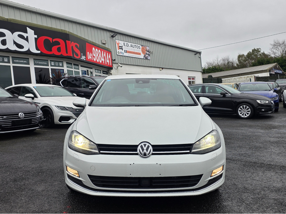 2015 Volkswagen Golf 1.4 TSI  AUTOMATIC - MILANO EDITION - HALF LEATHER HEATED SEAT - ALLOYS - LOW TAX BAND  - DRIVE MODE SELECTION - REVERCE CAMERA