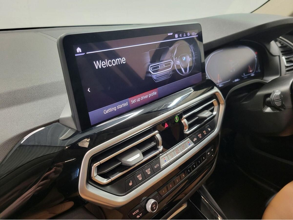 2024 BMW X3 - image 19