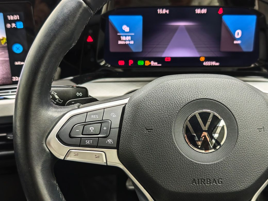 2022 Volkswagen Golf 1.0 ETSI ACTIVE Automatic, Reversing camera €24,995