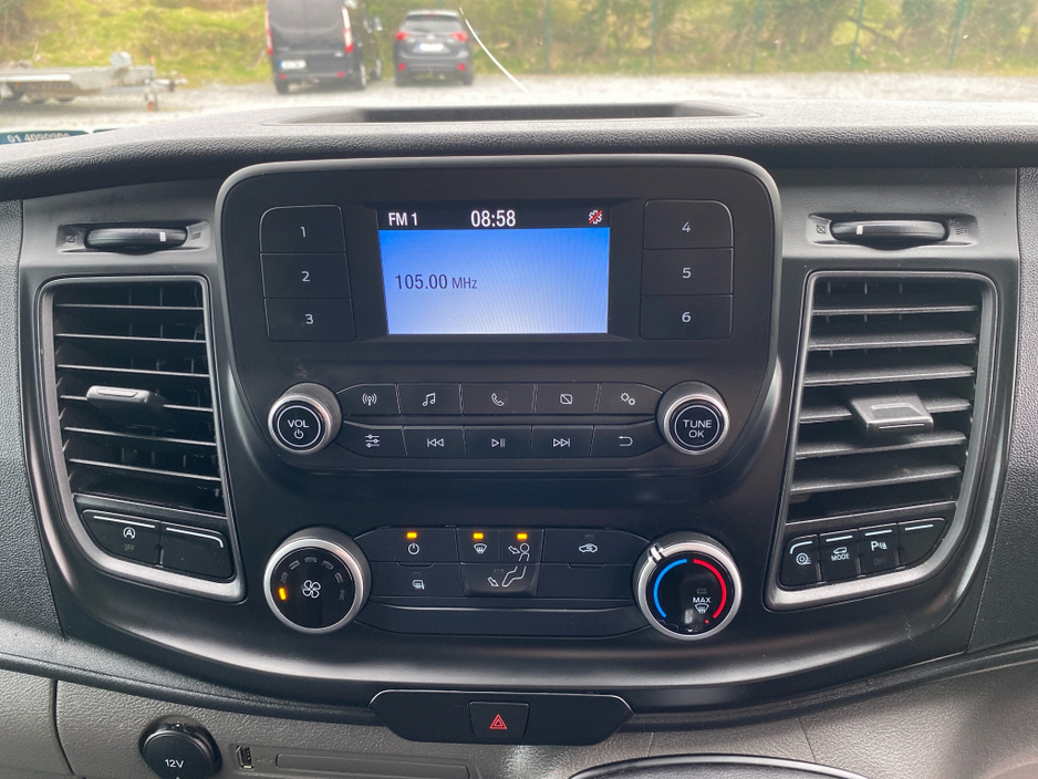 2022 Ford Transit - image 13