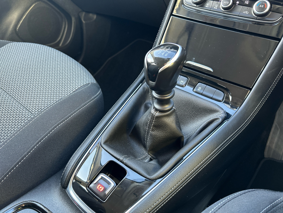 2023 Opel Grandland SC-1.2 130PS-PETRO X