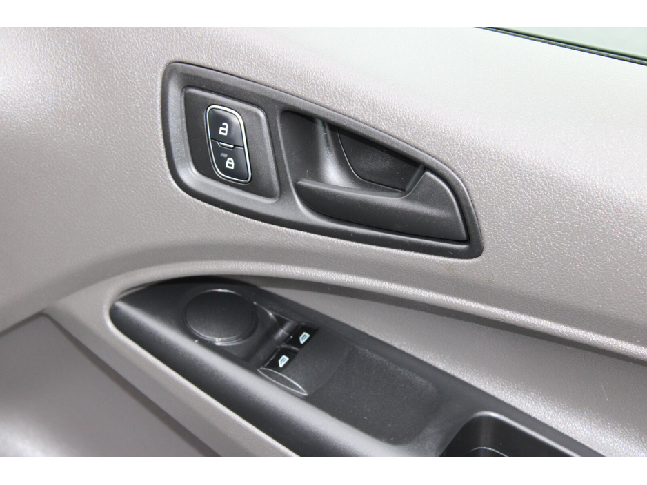 2021 Ford Transit - image 14