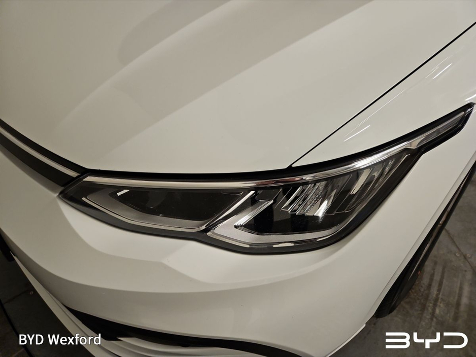 2021 Volkswagen Golf 2.0 TDI 115HP Life €21,975