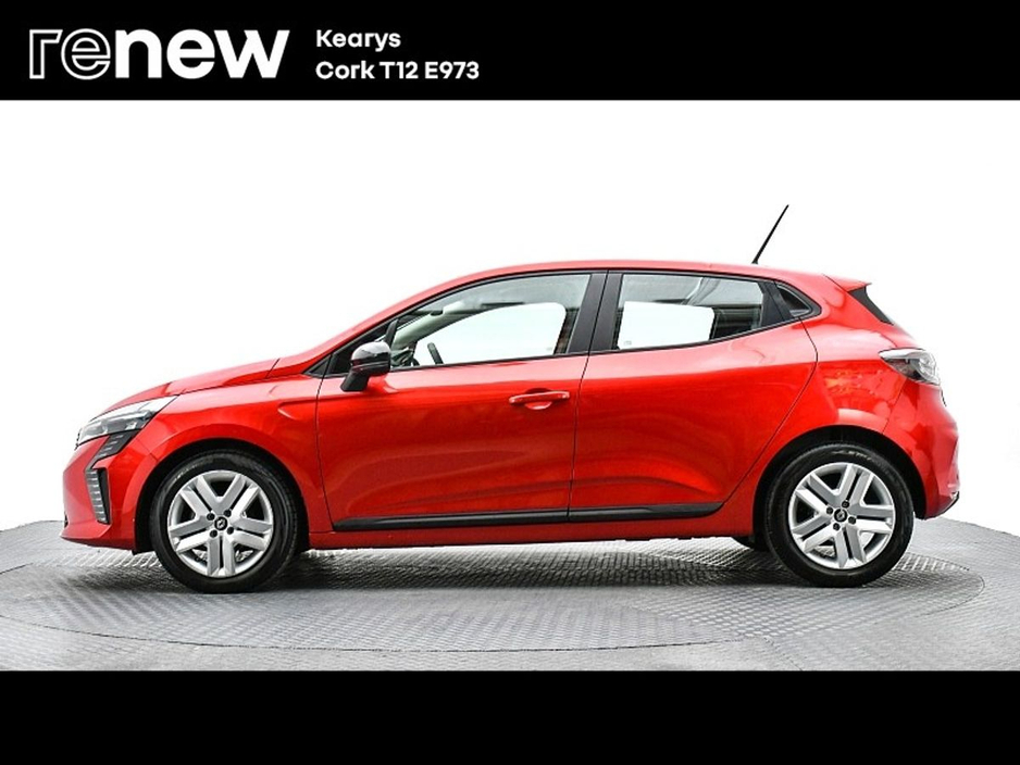 2025 Renault Clio - image 7