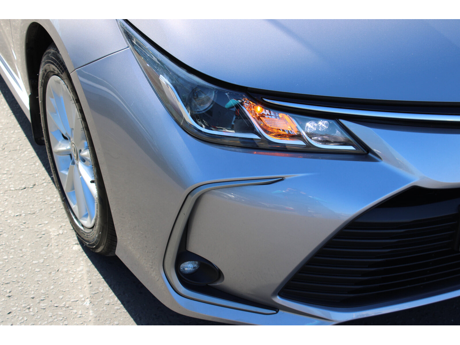 2021 Toyota Corolla - image 9