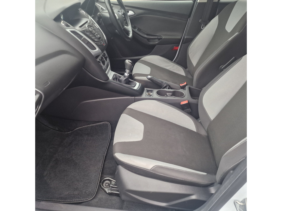 2013 Ford Focus - image 14