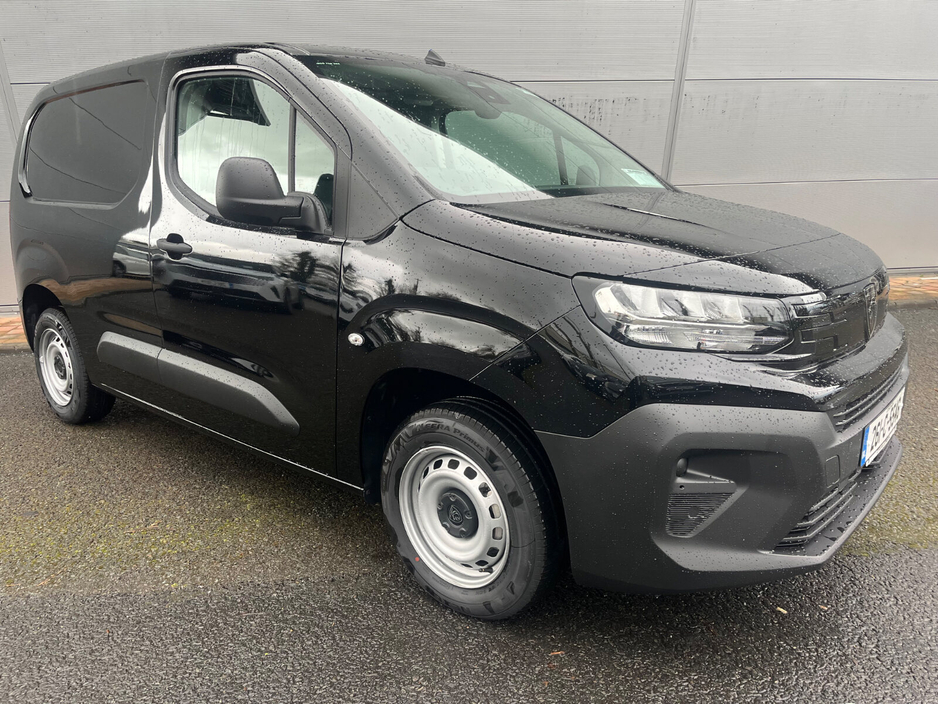 2026 Peugeot Partner  €23,400