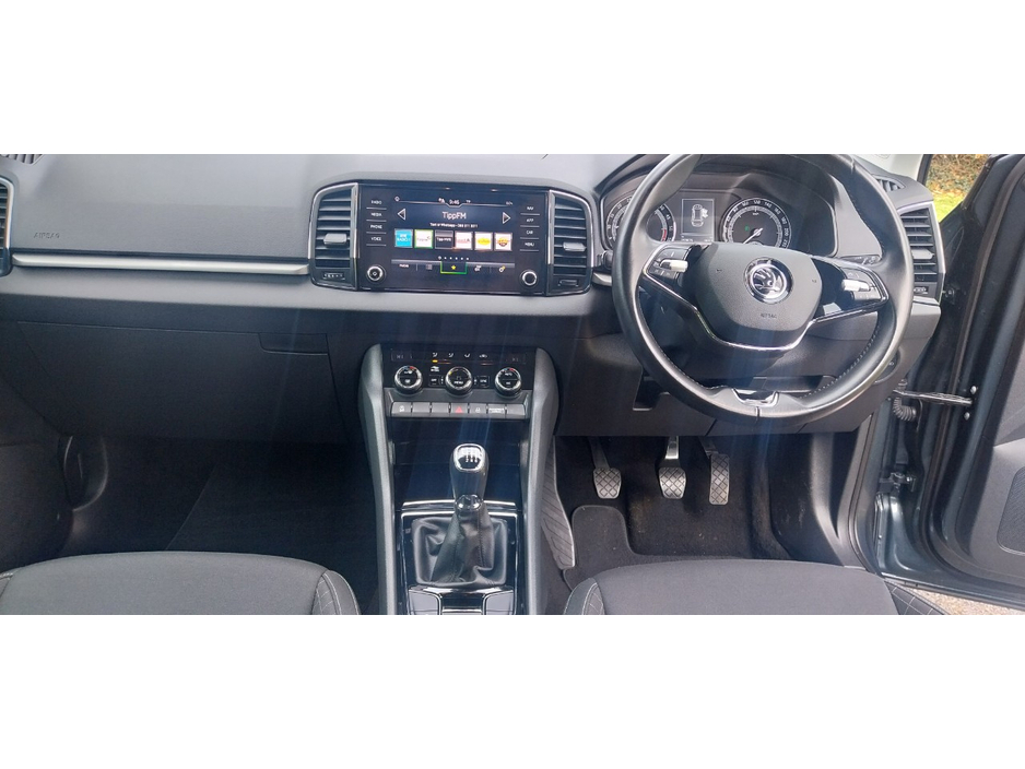 2021 Skoda Karoq - image 10