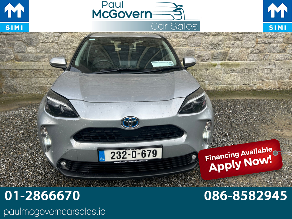 2023 Toyota Yaris Cross - image 3