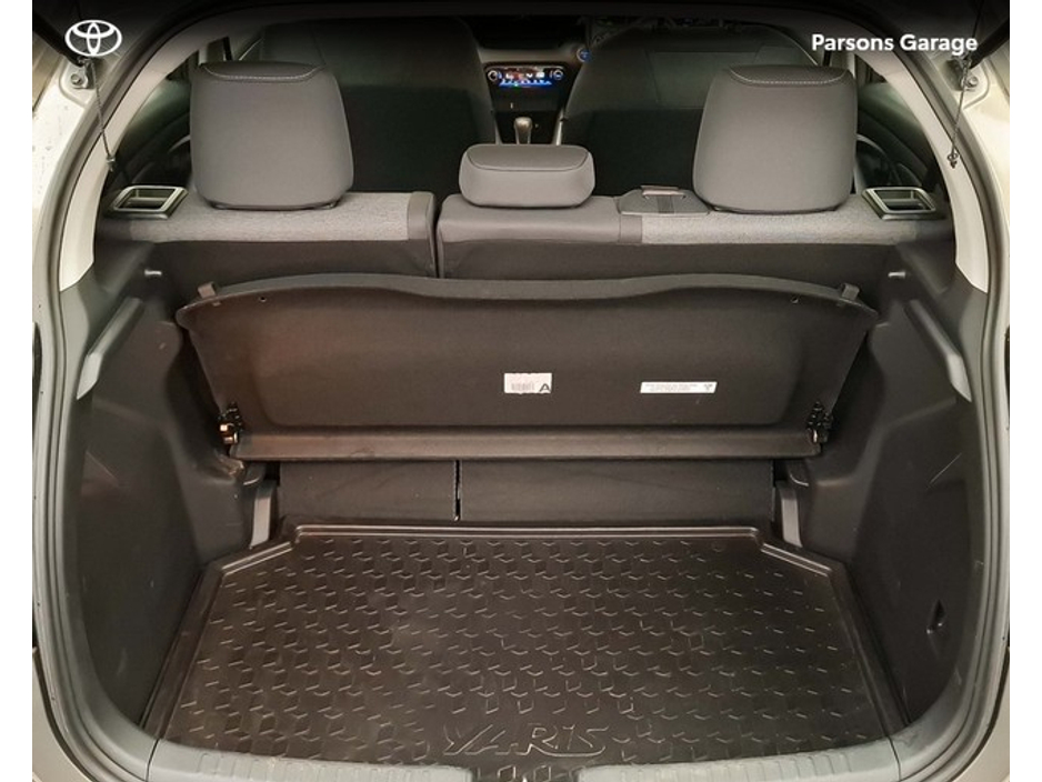 2024 Toyota Yaris YARIS 1.5 HYBRID LUNA €24,995