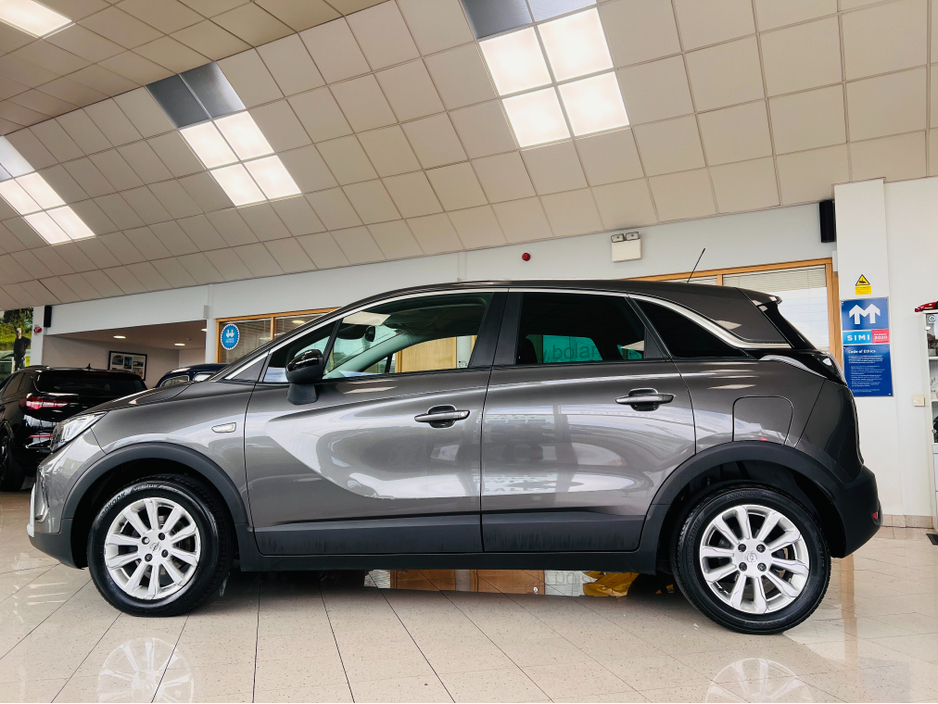 2022 Opel Crossland X - image 11