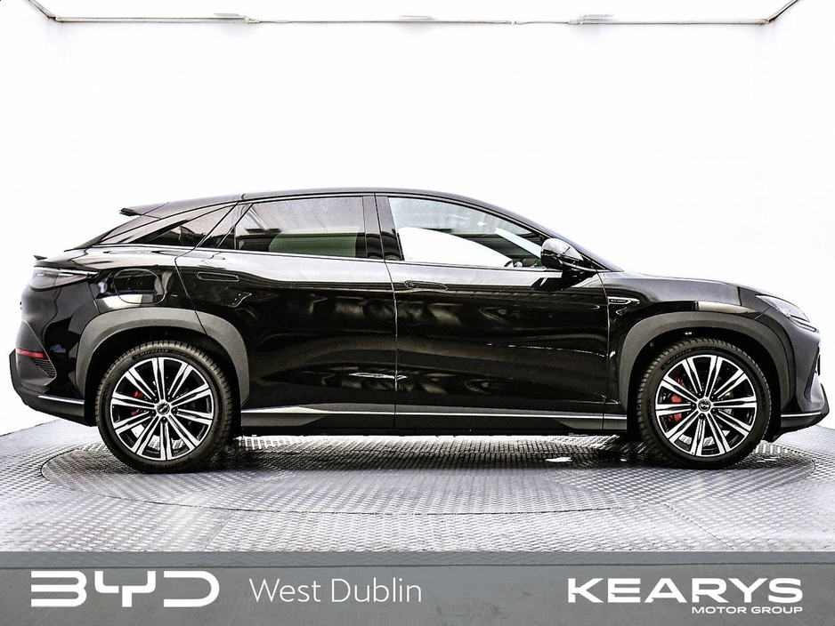 2025 BYD Sealion 7 - image 3