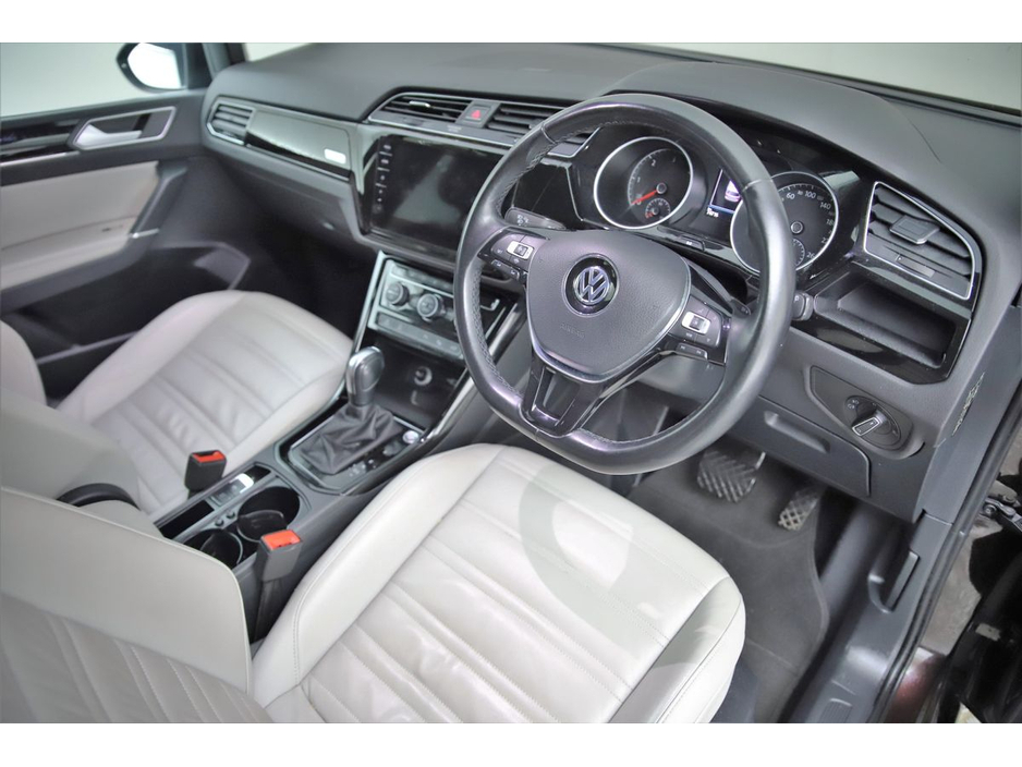 2020 Volkswagen Touran 2.0 TDI DSG COMFORTLINE *FULL BEIGE LEATHER*