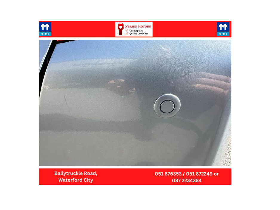 2016 Honda Jazz - image 15