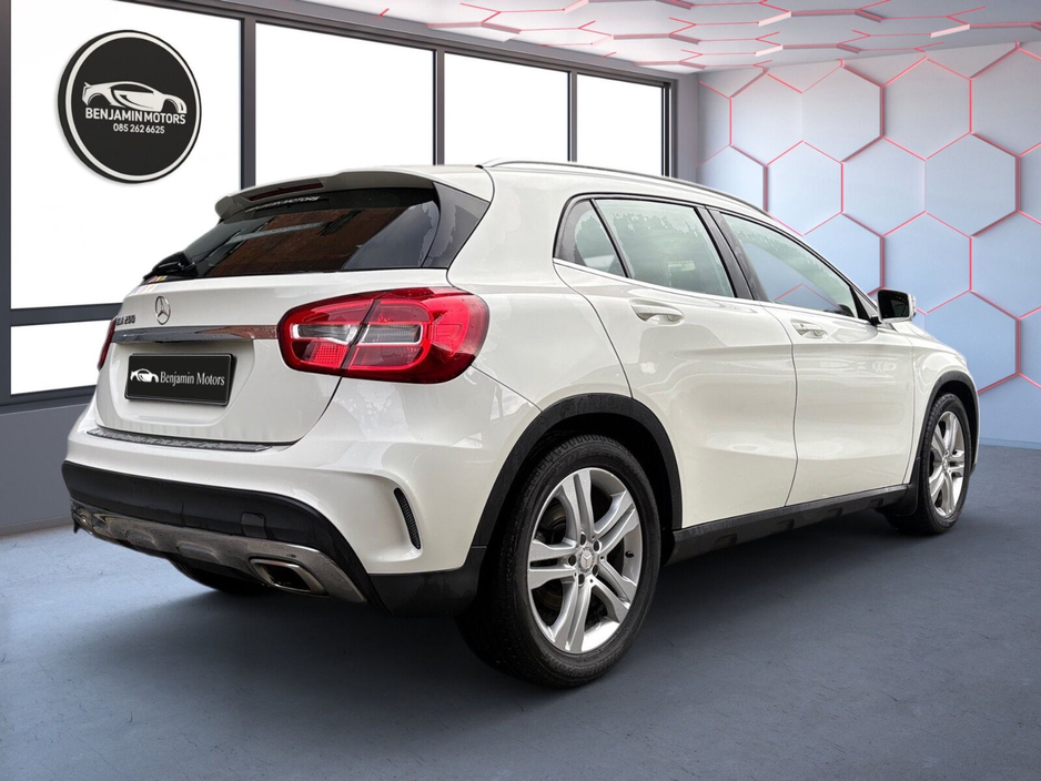 2015 Mercedes-Benz GLA Class - image 4