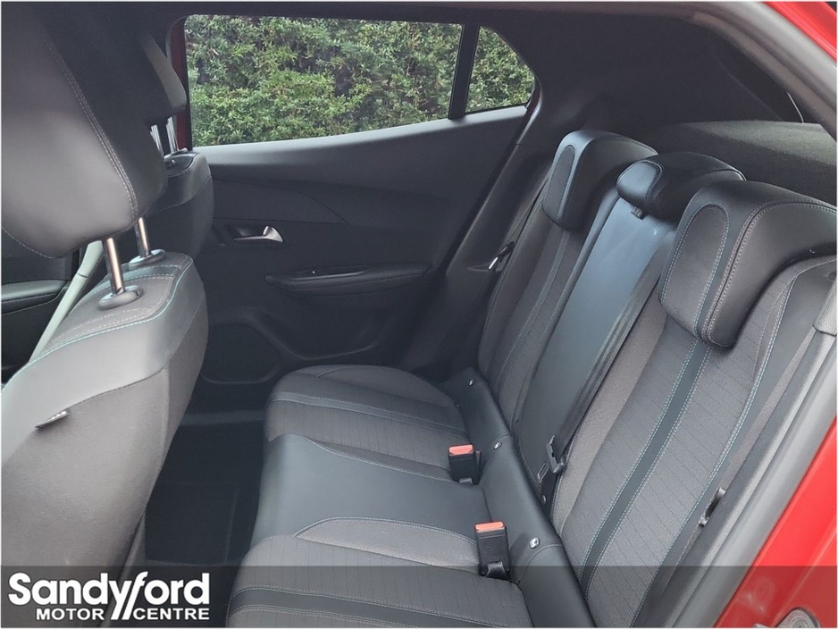 2023 Peugeot 2008 1.2 AUTOMATIC ALLURE Puretech*LOW KMS* €27,950