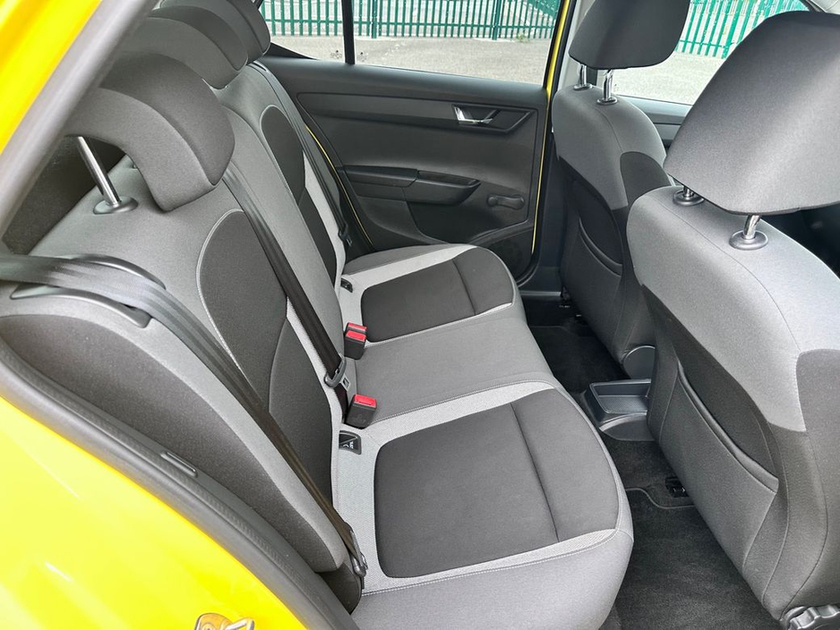 2016 Skoda Fabia - image 15