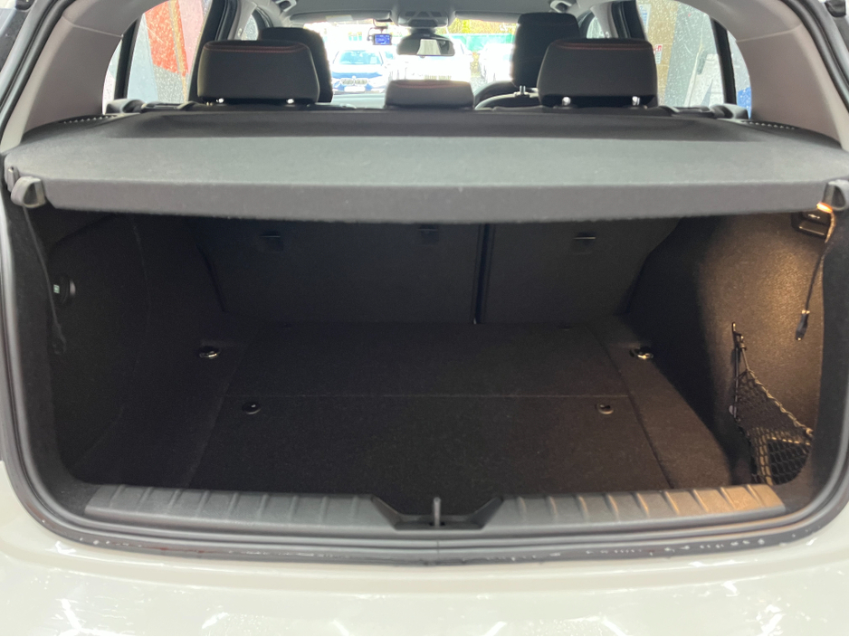 2017 BMW 1 Series €15950! 2017 BMW 118D SPORT 2.0 AUTOMATIC / CRUISE CONTROL / REVERSE CAMERA / ELECTRIC MEMORY & HEATED SEATS AND MORE €15,950