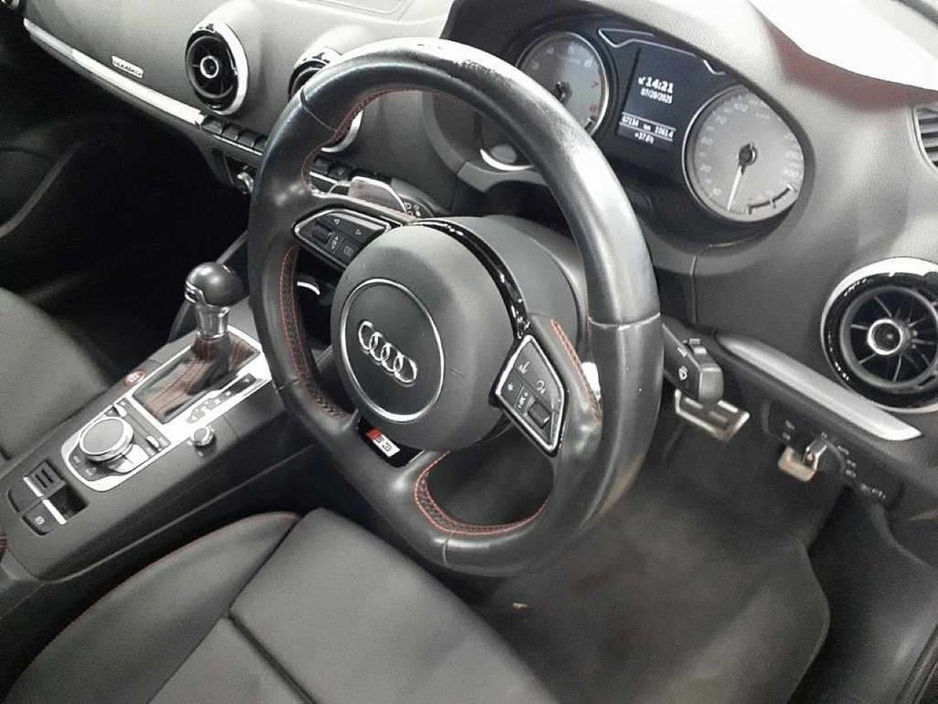 2016 Audi S3 BLACK HALF LEATHER UPHOLSTERY - FACTORY ALLOY WHEELS - FLAT BOTTOM STEERING WHEEL - REVERSE CAMERA €25,950