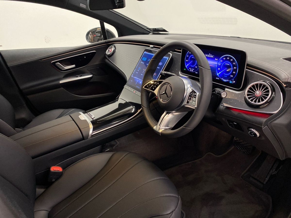 2025 Mercedes-Benz EQE - image 9