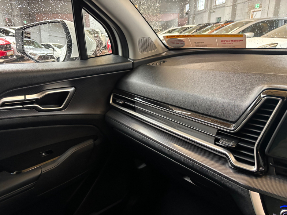 2023 Kia Sportage - image 13