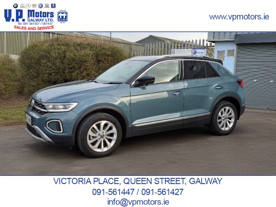 2023 Volkswagen T-Roc - image 5