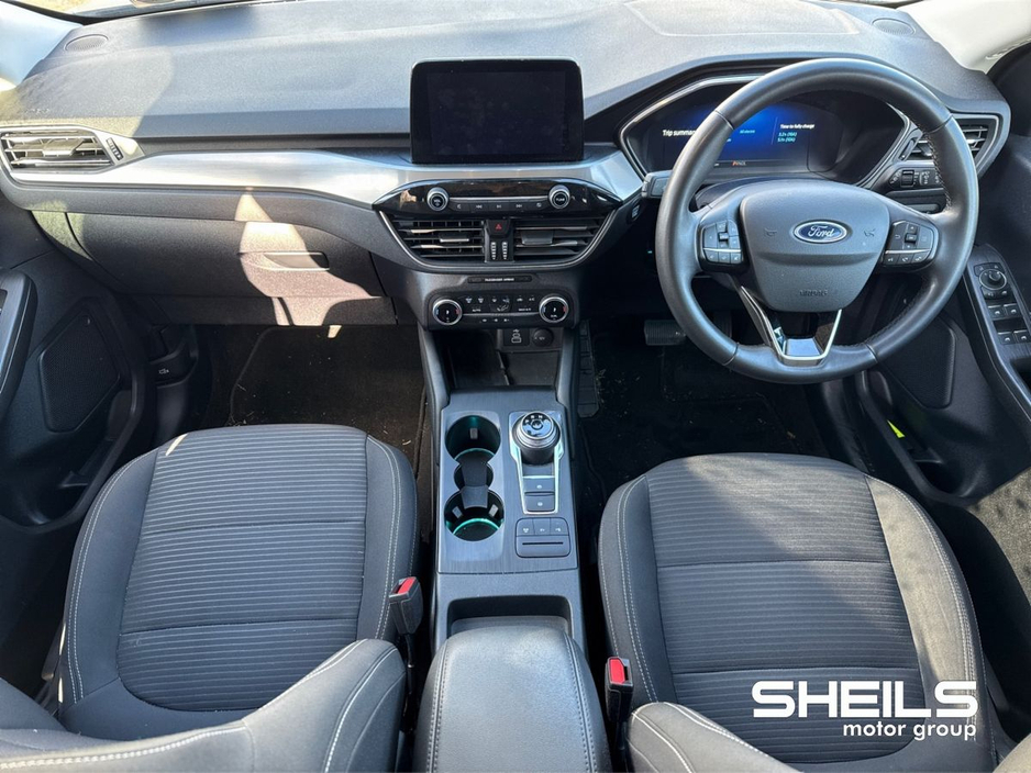 2024 Ford Kuga - image 3