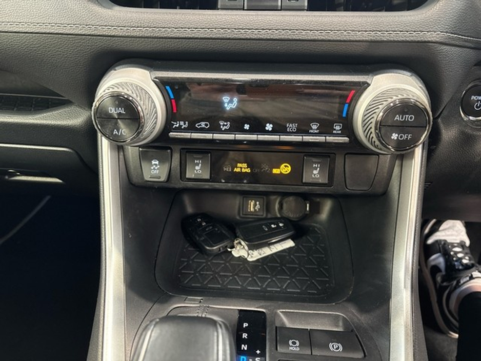 2023 Toyota Rav4 HYBRID SOL 4DR AUTO €42,950