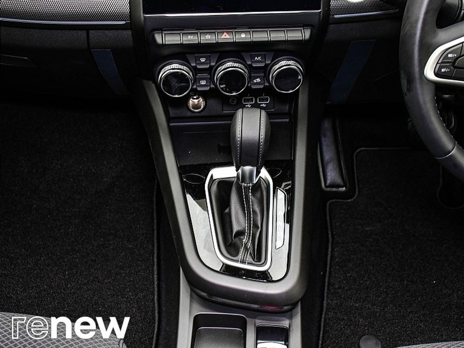 2023 Renault Arkana - image 20