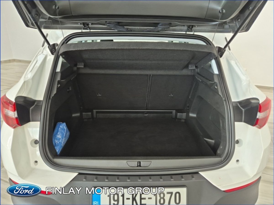 2019 Opel Grandland X SC 1.2i 130PS 6 Speed Auto, Full service history . €17,950