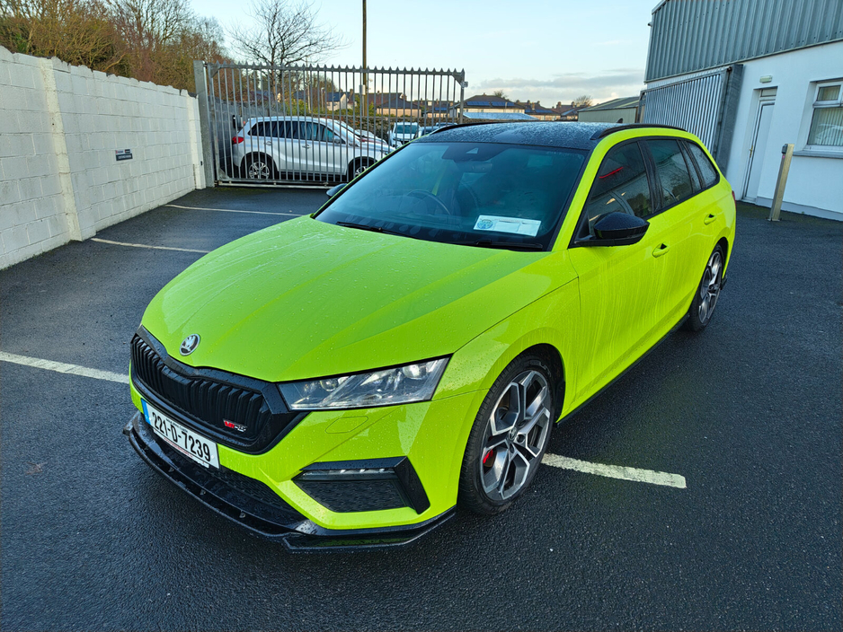2022 Skoda Octavia - image 5