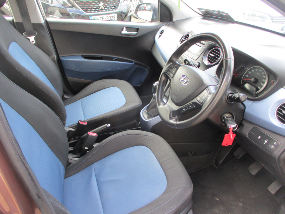 2016 Hyundai i10 - image 8