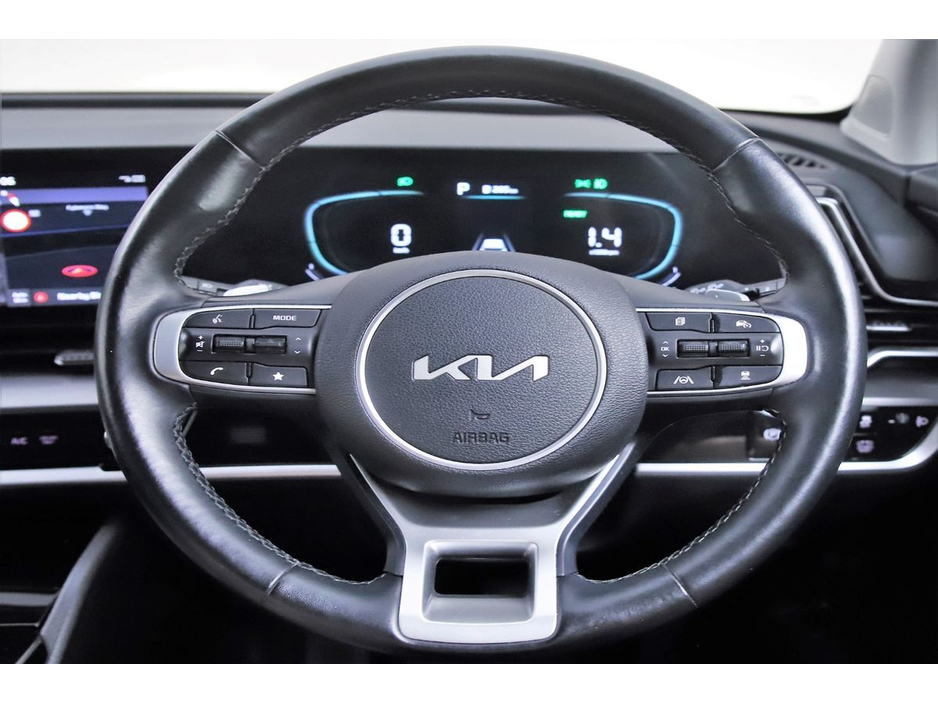 2023 Kia Sportage - image 16