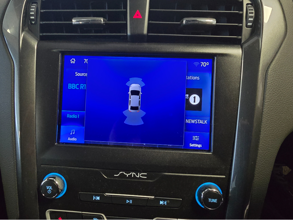 2020 Ford Mondeo - image 15