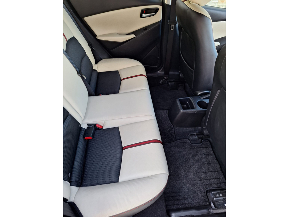 2016 Mazda Demio - image 16