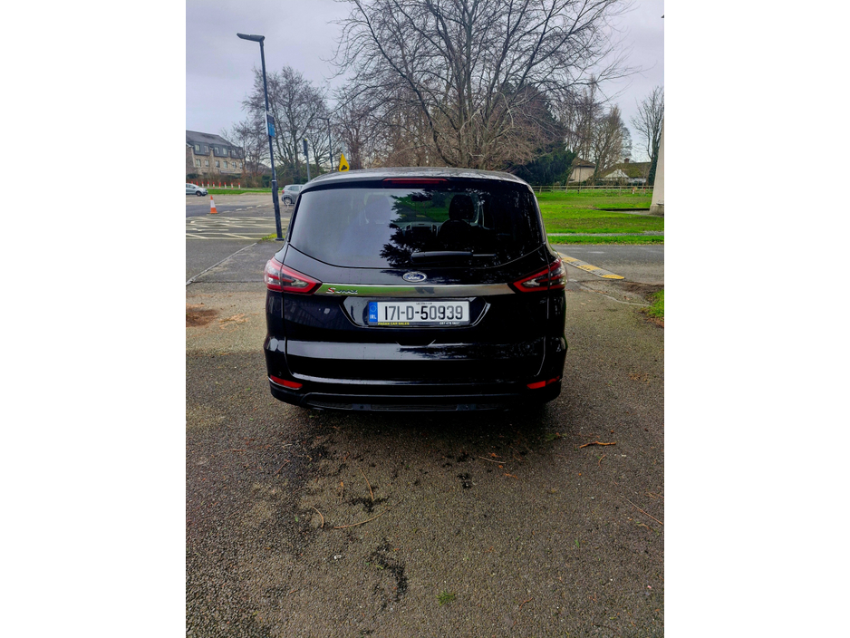 2017 Ford S-Max - image 6