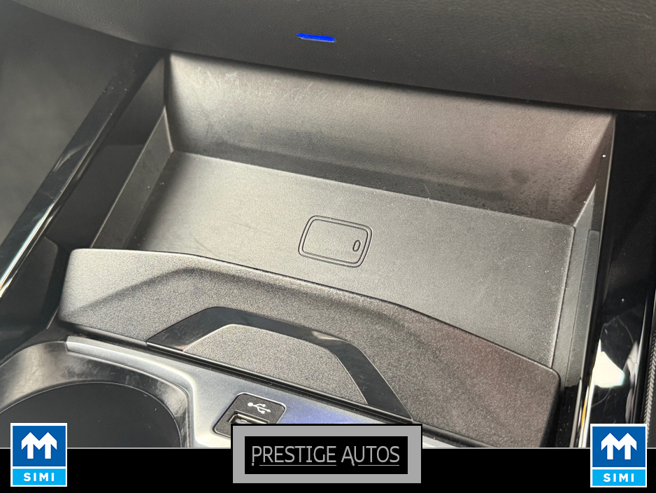 2021 BMW 1 Series - image 28