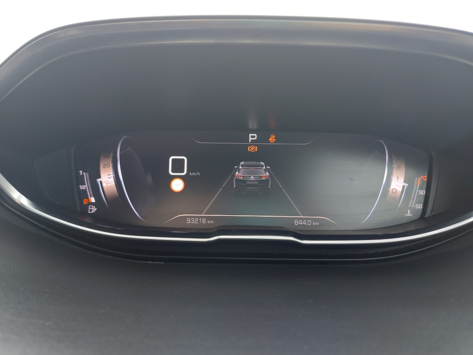 2021 Peugeot 3008 - image 17