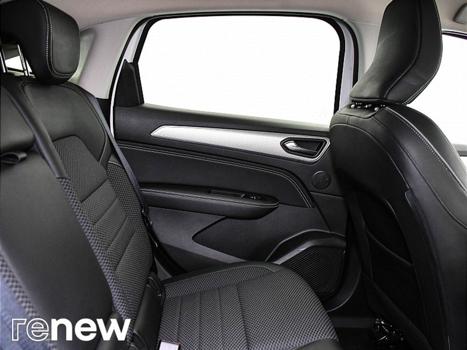 2023 Renault Arkana - image 13