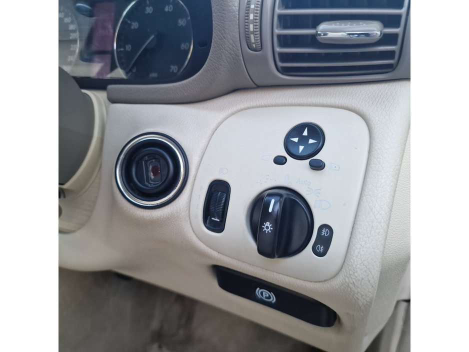 2006 Mercedes-Benz C Class C 180 Kompressor Classic A/T €3,450