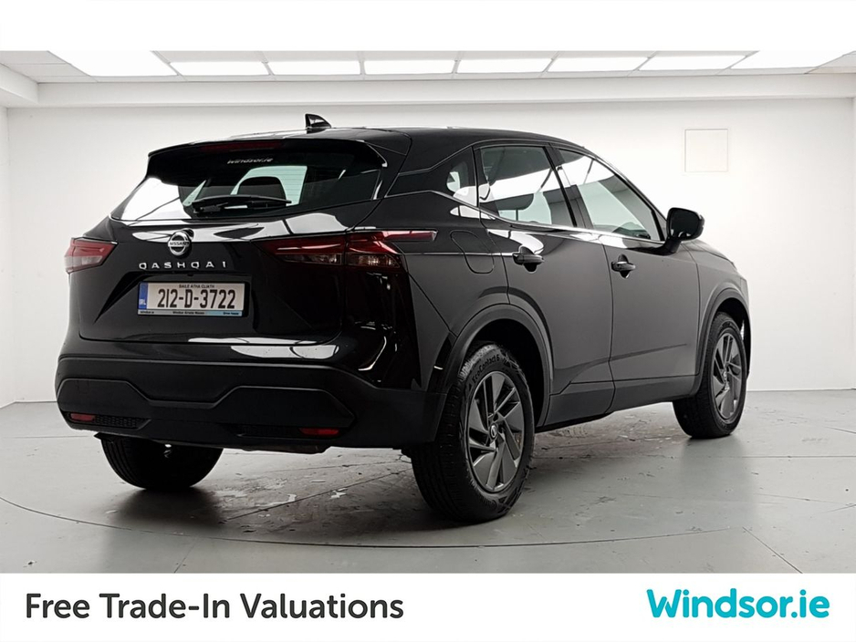 2021 Nissan Qashqai 1.3 PET MILD HYBRID SV €23,495